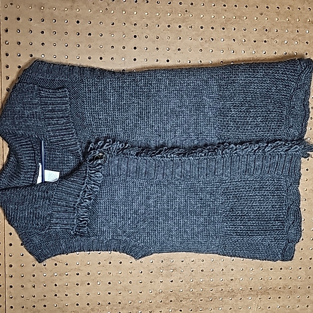 C7🔹️Gray Sweater Vest